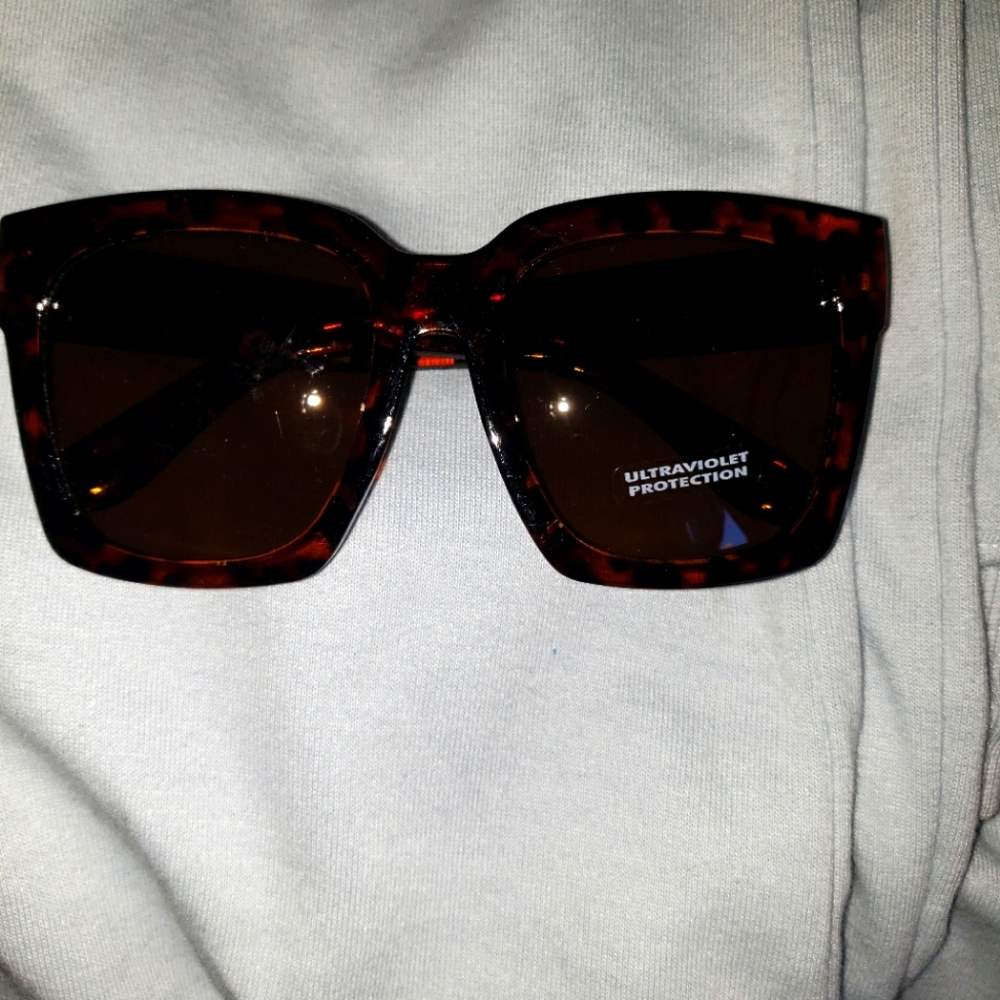 STREET SUN GLASSES